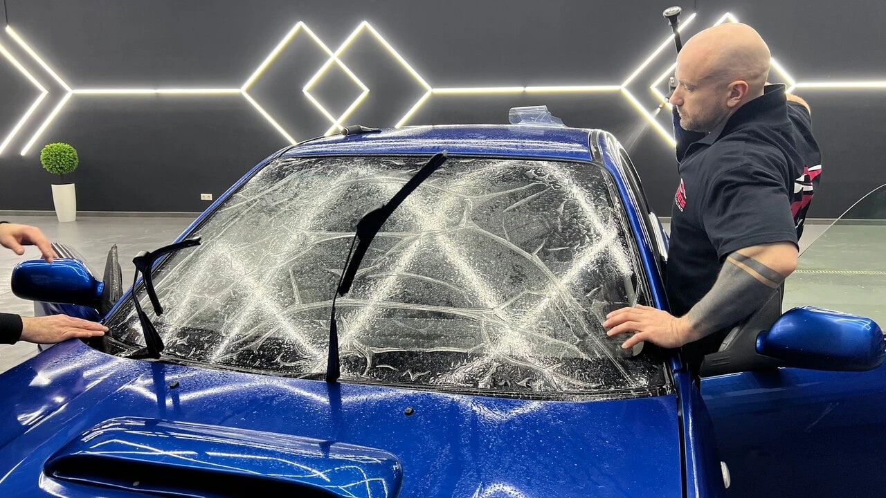 Бронирование лобового стекла Subaru