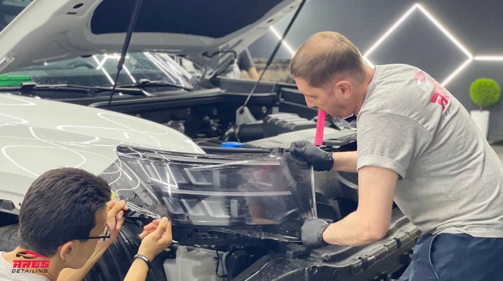 Оклейка защитной пленкой VW Teramont Pro