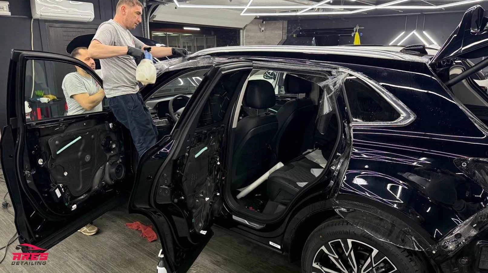 Оклейка HONGQI HS5 NEW защитной пленкой