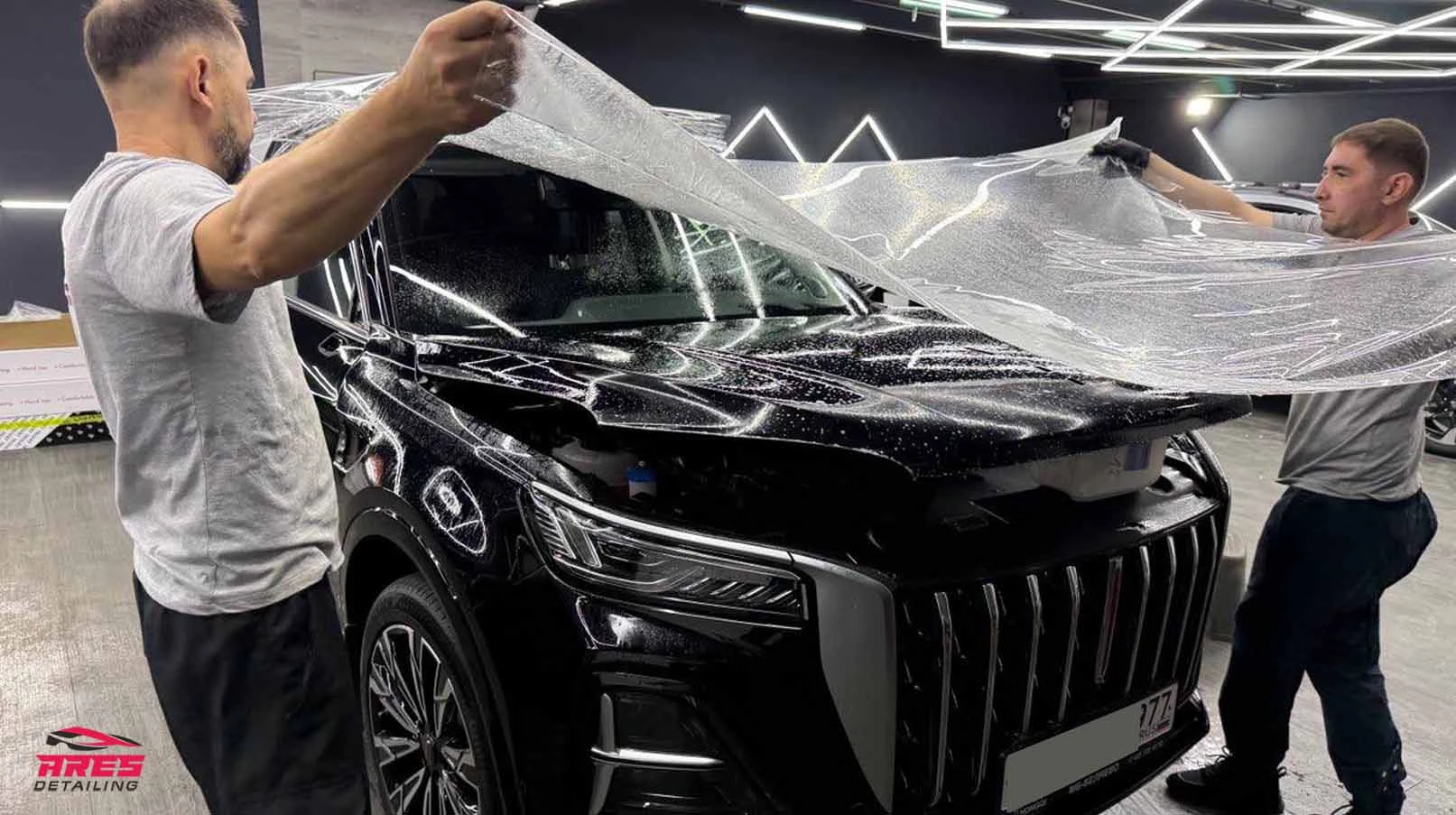 Оклейка HONGQI HS5 NEW защитной пленкой - изобр. 6