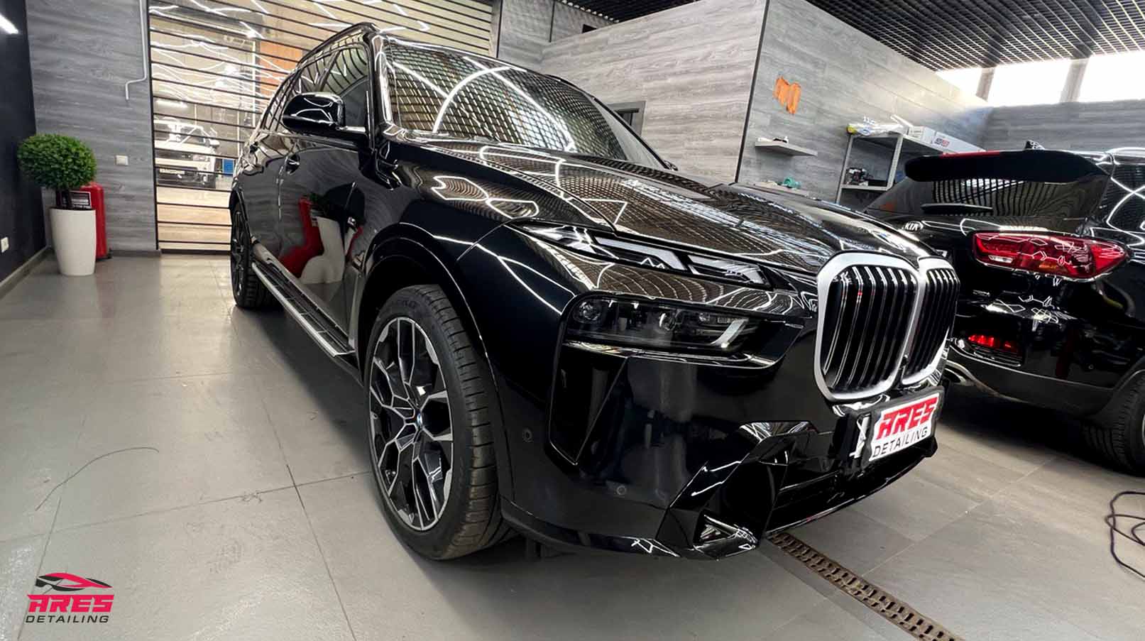 Оклейка пленкой BMW X7 (G07)