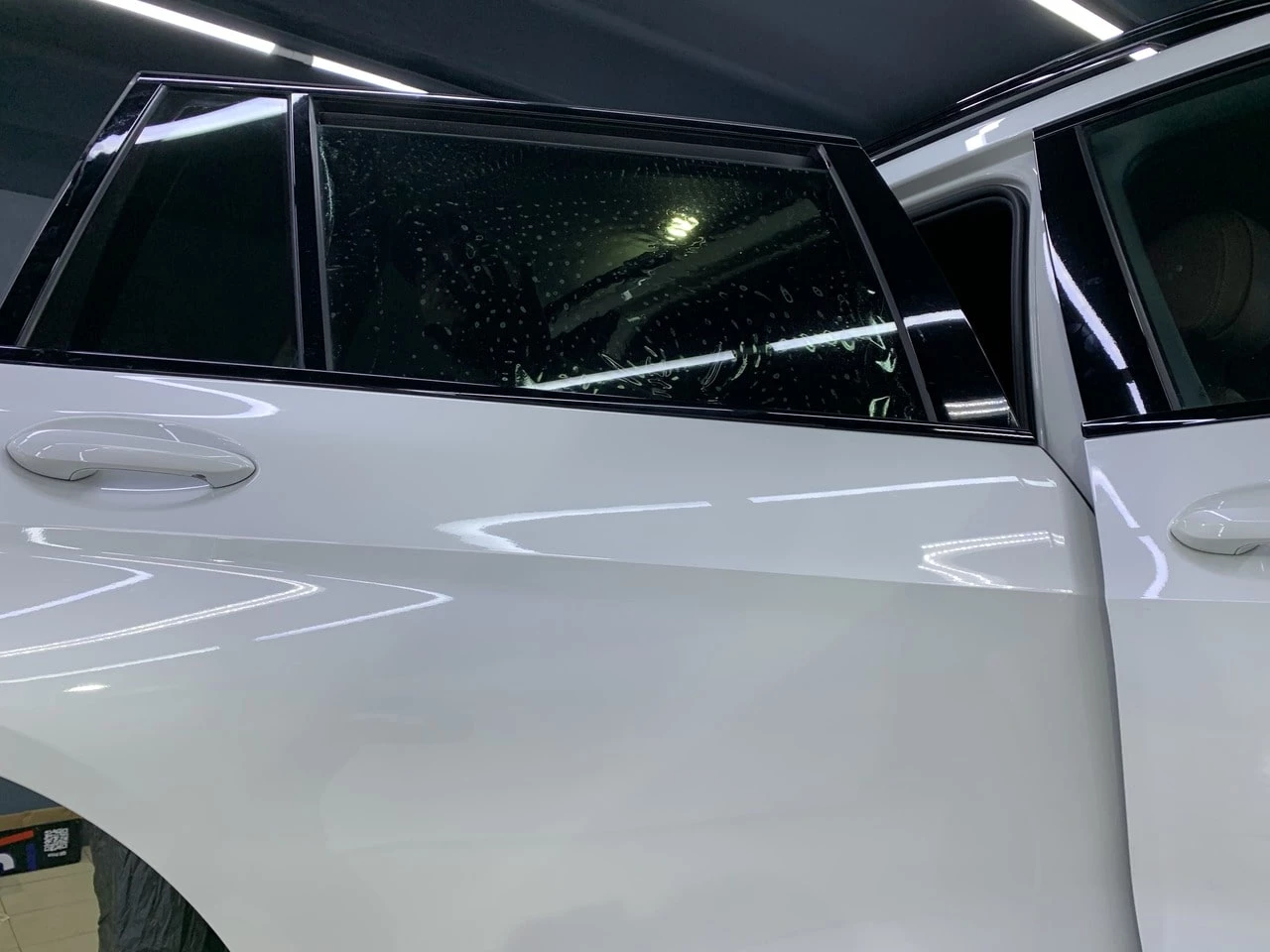 Тонировка пленкой стекол BMW X5